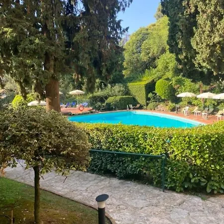 Claudia-al Vittoriale Lägenhet *